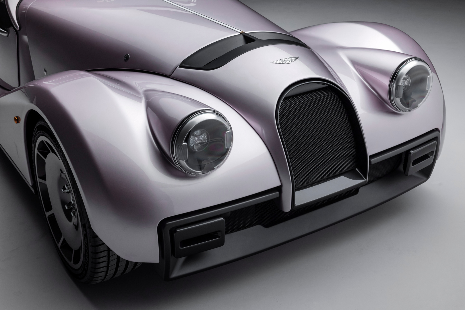 SMALL_Morgan_Supersport_Studio_Detail_006